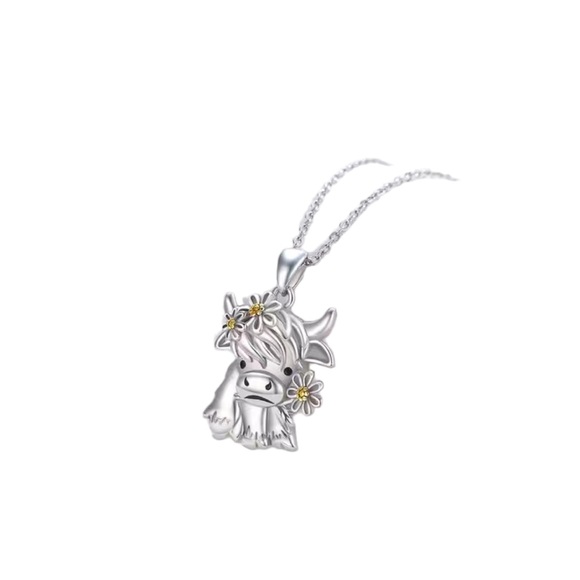 Highland Cow Pendant Silver Necklace - Picture 2 of 7